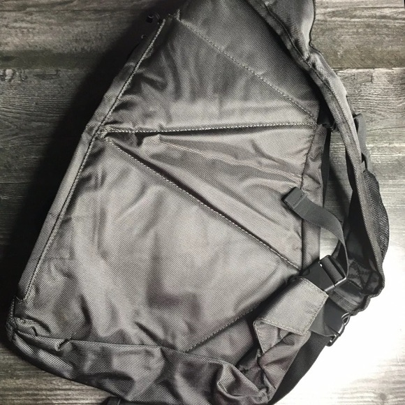 Meru Sling Backpack Bag - Picture 4 of 7